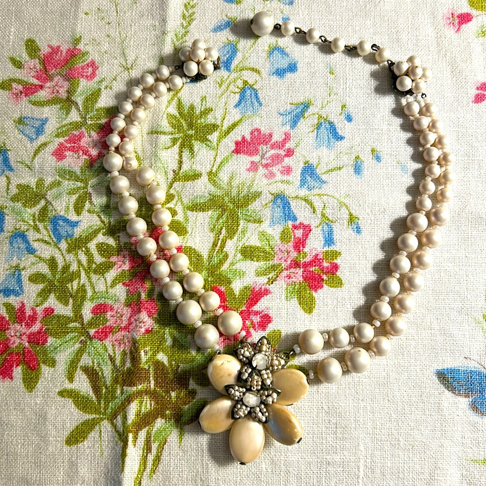 White Flower Miriam Haskell Necklace